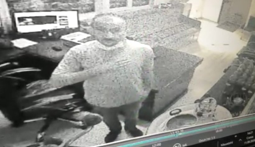 Kameralara el salladıktan sonra ortadan kayboldu