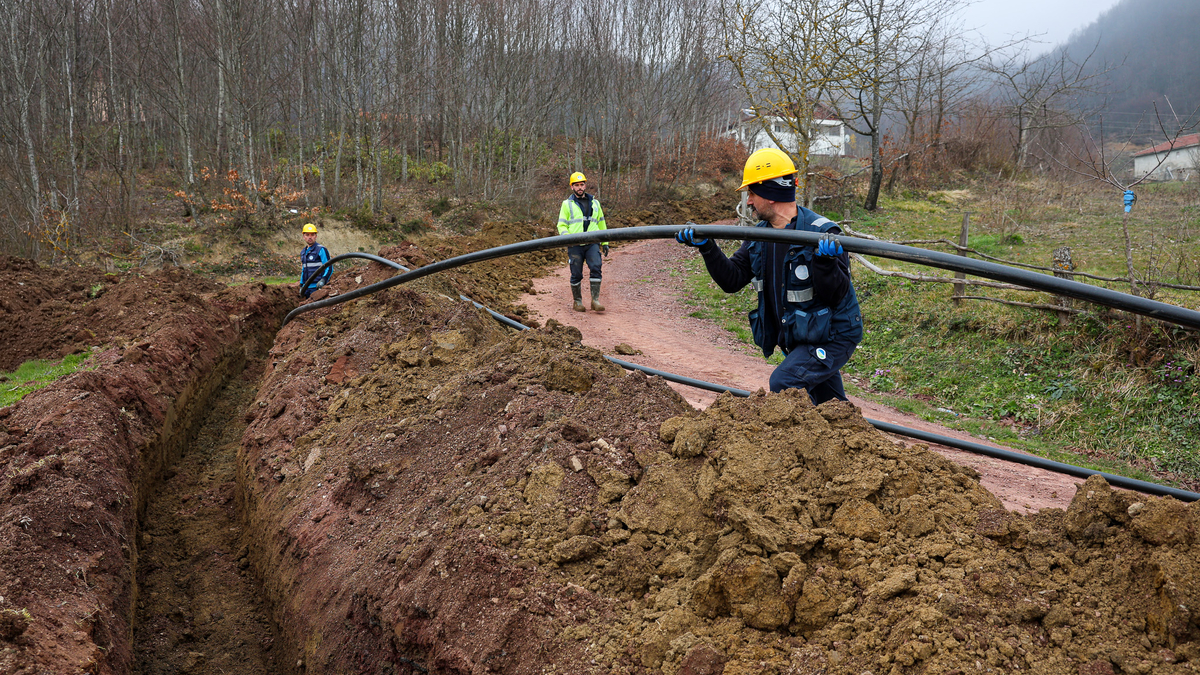 Kamışlı’da 5 bin metrelik içme suyu hattı yenileniyor