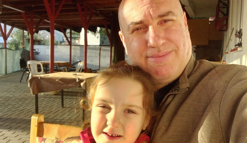 Kamyon dehşeti: 2 kardeş öldü, anne ağır yaralı