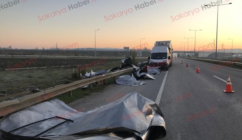 Kamyon otomobili biçti: 3 yaralı