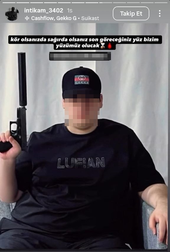 Kanlı infaz sonrası susturucu ile paylaşım yaptı