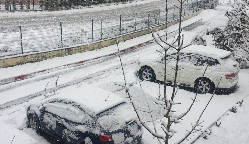 Kar geri döndü; Sakarya güne böyle uyandı