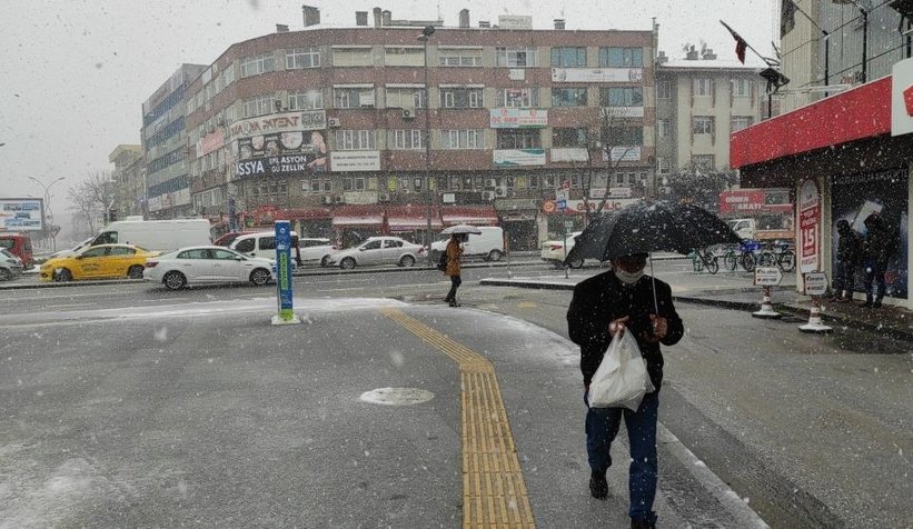 Kar geri döndü; Sakarya güne böyle uyandı
