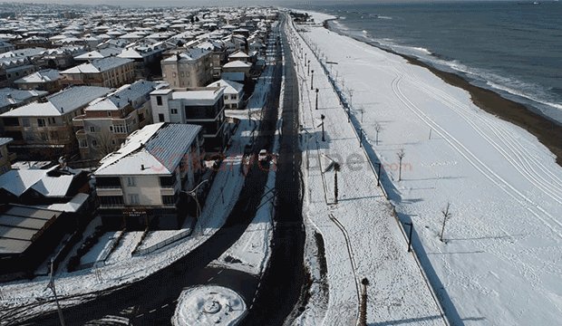 Kar ve denizin buluşması havadan görüntülendi