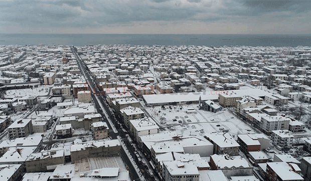 Kar ve denizin buluşması havadan görüntülendi