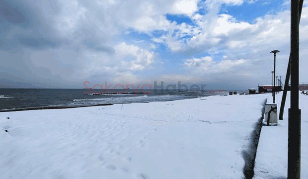 Kar ve denizin buluşması havadan görüntülendi