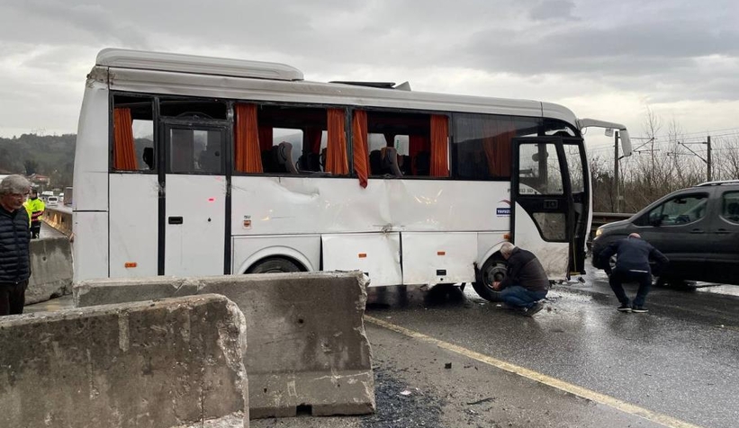 Karaçam’da otobüs devrildi: 3 yaralı