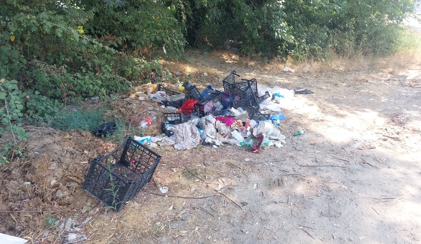 Karacasu Caddesi’nde Görülen Çirkin Manzara: Yangın Riski Her An Kapıda!