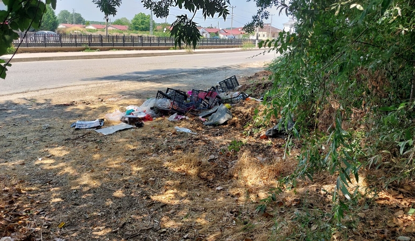 Karacasu Caddesi’nde Görülen Çirkin Manzara: Yangın Riski Her An Kapıda!