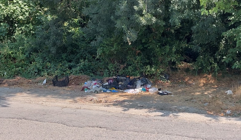 Karacasu Caddesi’nde Görülen Çirkin Manzara: Yangın Riski Her An Kapıda!