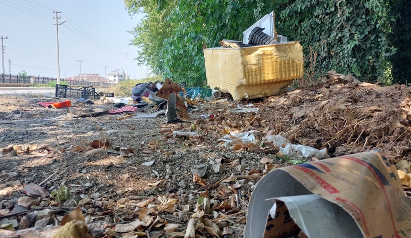 Karacasu Caddesi’nde Görülen Çirkin Manzara: Yangın Riski Her An Kapıda!