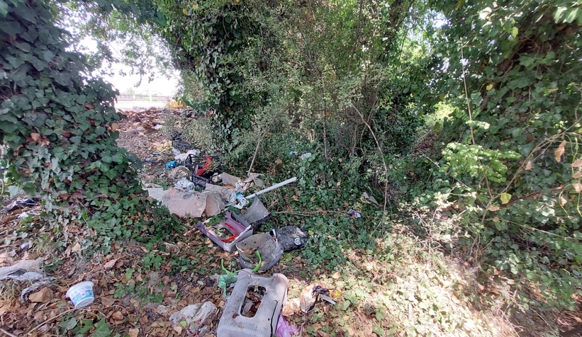 Karacasu Caddesi’nde Görülen Çirkin Manzara: Yangın Riski Her An Kapıda!