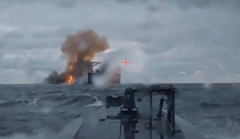 karadenizde-petrol-tanker-gemisine-saldiri-kameradabjnqbtqvvd