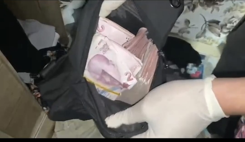 karakoy-de-zehir-tacirlerine-operasyonn2fzeu9cme