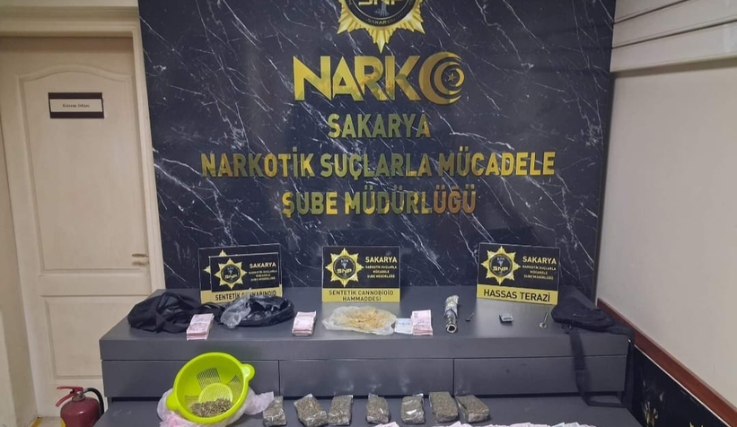 karakoy-de-zehir-tacirlerine-operasyonn2fzeu9cme