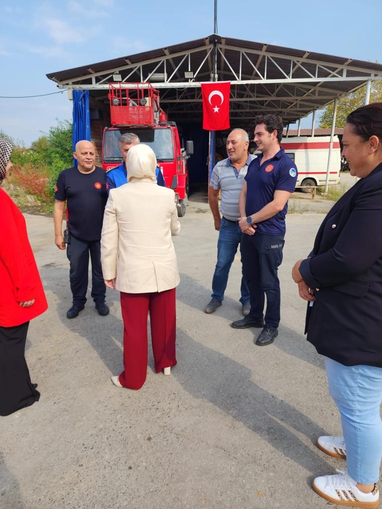 karapurcek-itfaiyesini-ziyaret-ettilerszfldkpvqk