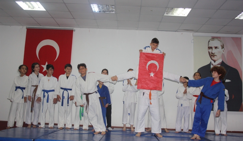 Karapürçek'te 19 Mayıs coşkusu