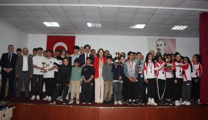 Karapürçek'te 19 Mayıs coşkusu