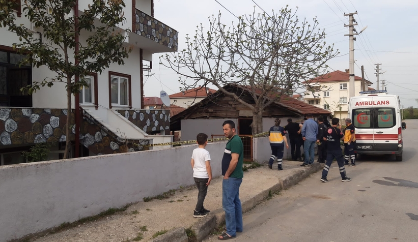 Karapürçek'te 25 yaşındaki Afganlı genc evinde ölü bulundu 