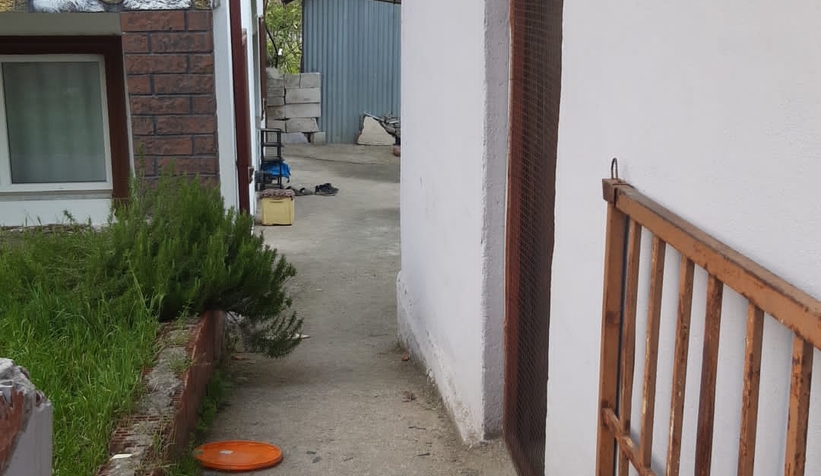 Karapürçek'te 25 yaşındaki Afganlı genc evinde ölü bulundu 