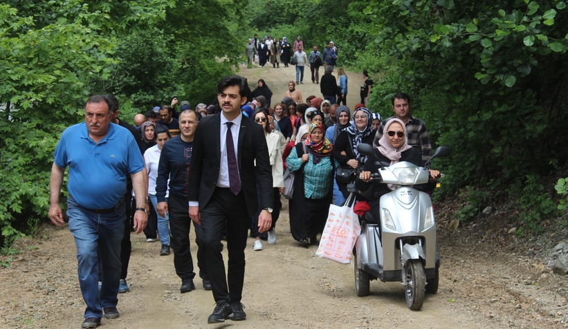 Karapürçek'te doğa yürüyüşü yapıldı