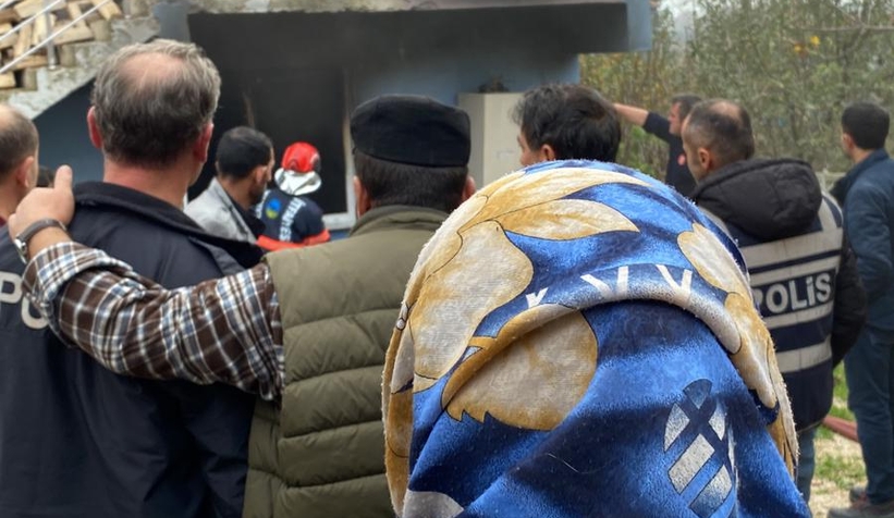 Karapürçek'te ev yangını