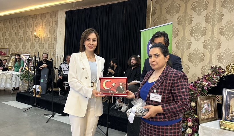 Karapürçek'te Hayat Boyu Öğrenme Haftası sergisi düzenlendi