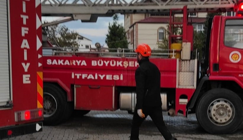 Karapürçek'te okulda yangın çıktı
