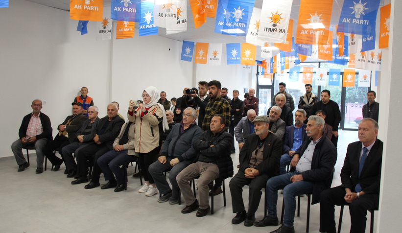 Karapürçek'te Ümit Bodur aday adaylığı başvurusunu yaptı