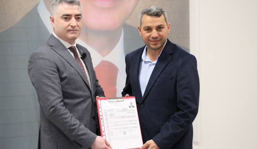 Karapürçek'te Ümit Bodur aday adaylığı başvurusunu yaptı