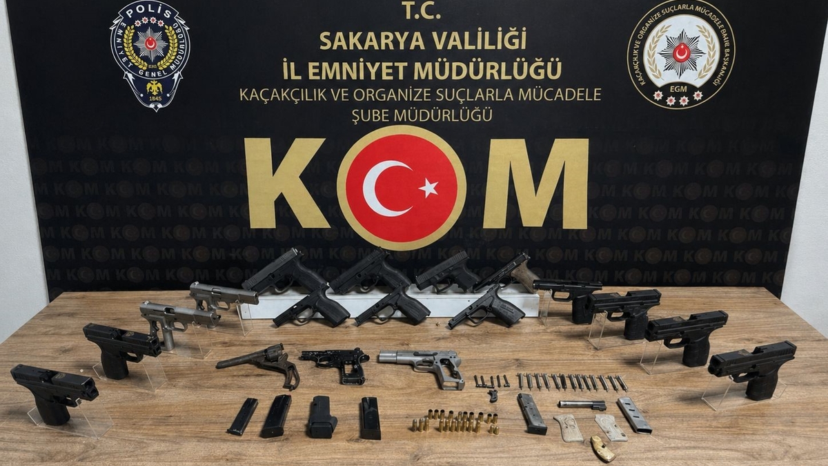 Karapürçek ve Serdivan'da operasyon