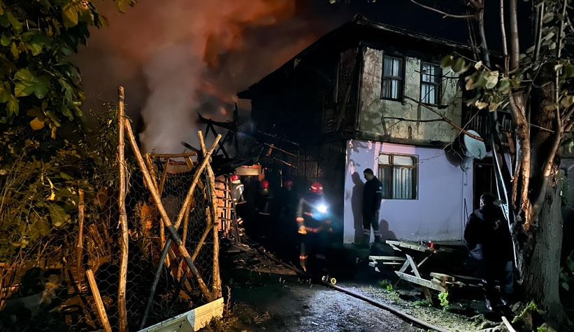 Karapürçekte yangın