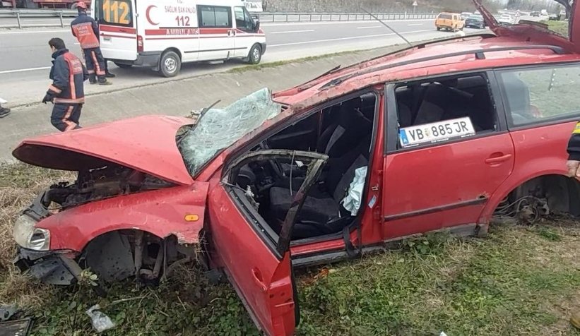 Karasu'da can pazarı: 1'i bebek 4 yaralı