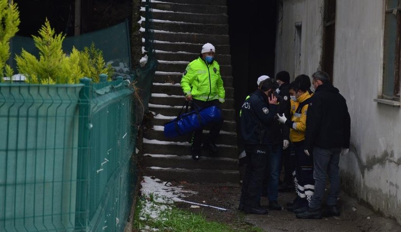 Karasu'da ceset bulundu