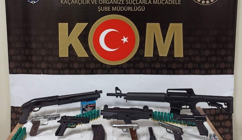 Karasu'da ev ve iş yerine operasyon