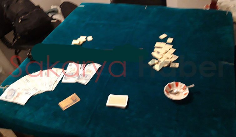 Karasu'da eve kumar baskını: 16 kişi yakalandı