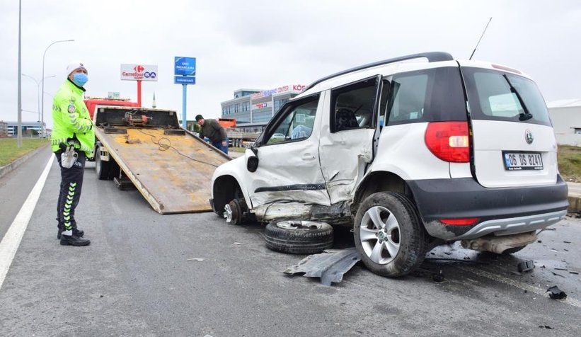 Karasu'da feci kaza; 2 yaralı