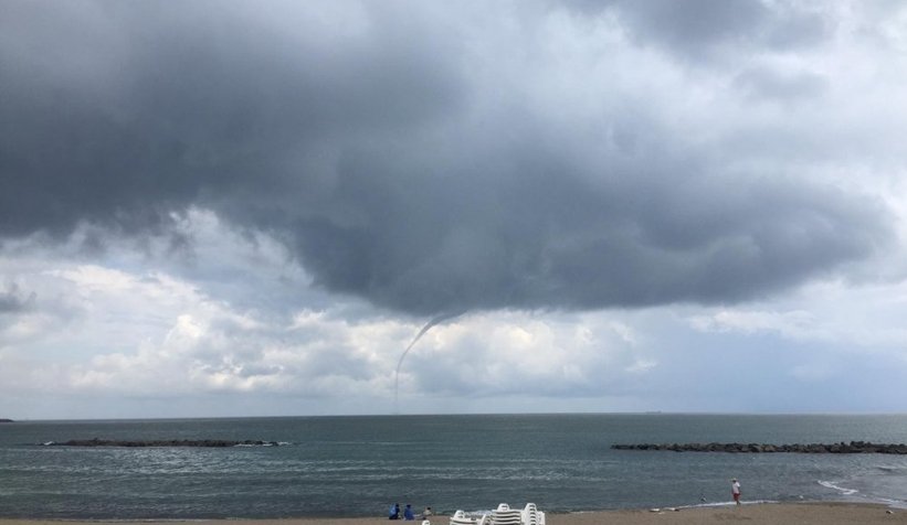 Karasu'da hortum paniği