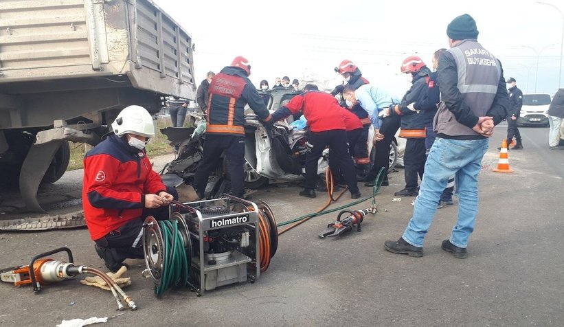 Karasu'da korkunç kaza: 1 ölü