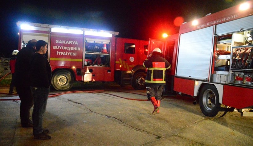 Karasu'da yangın; Kundaklama şüphesi