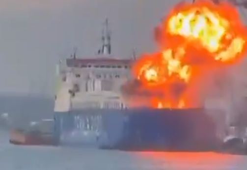 karasu-dan-giden-gemiye-saldirinin-goruntusu-ortaya-ciktiszyvq2pqyu