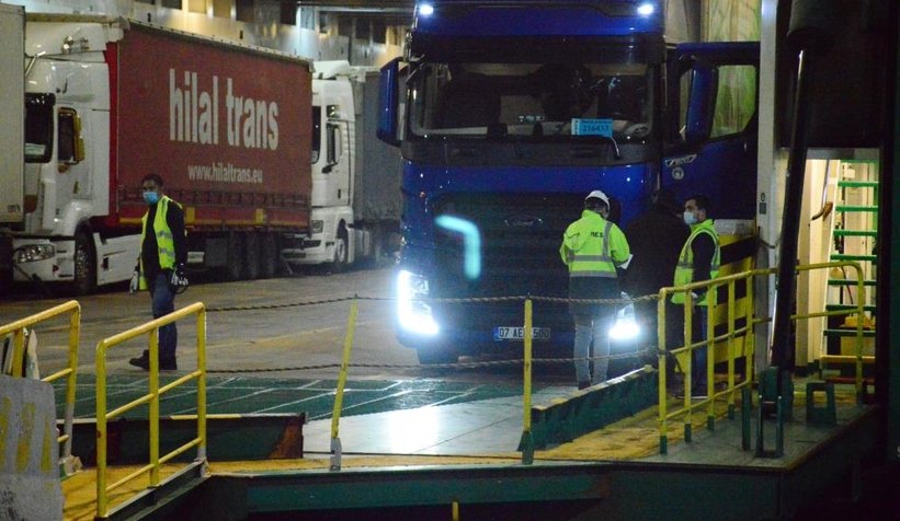 Karasu'dan Romanya'ya ilk Ro Ro gemisi yola çıktı