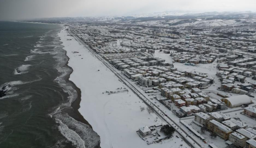 karasu-sahilinde-kar-guzelliginunoa3dgwk