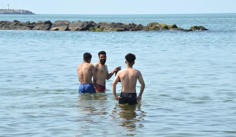 Karasu'ya tatilci akını