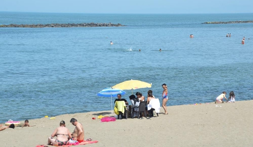 Karasu'ya tatilci akını