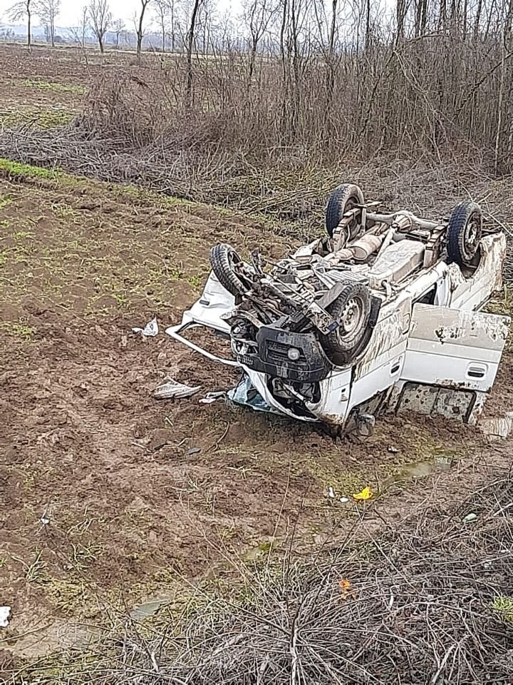 Karasu yolunda feci kaza: 3 yaralı