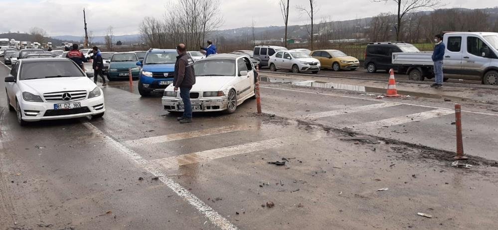 Karasu yolunda feci kaza: 3 yaralı