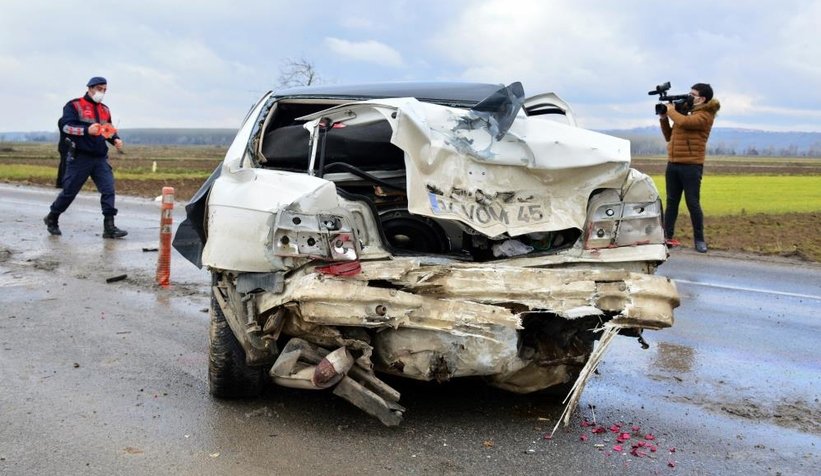 Karasu yolunda feci kaza: 3 yaralı