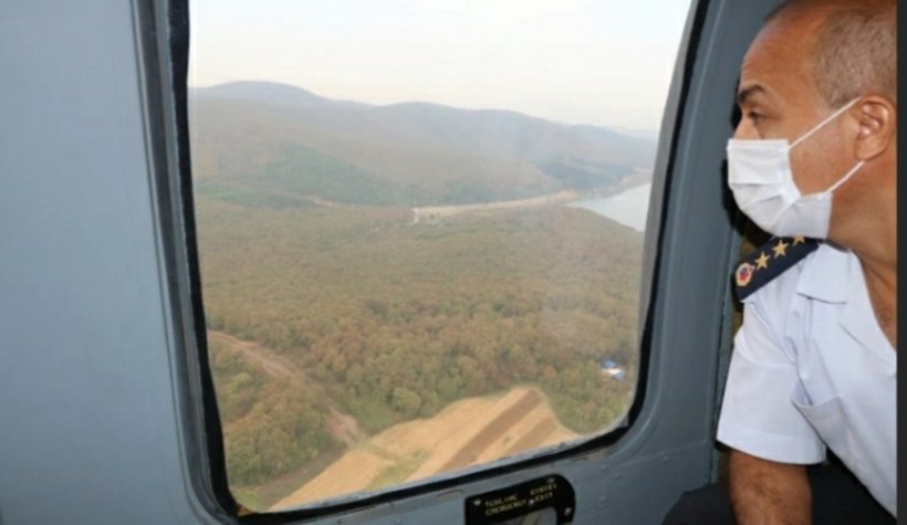 Karasu yolunda Skorsky ile trafik denetimi