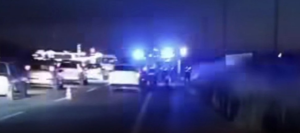 Karasu’da Trafik Kazası: Kimliği Belirsiz Kadın Hayatını Kaybetti